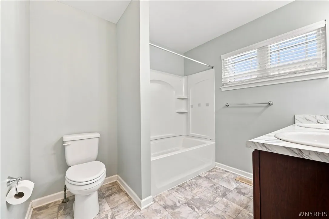 70 Rachel Vincent, Buffalo, New York 14216, Buffalo, New York 14216, 4 Bedroom Bedrooms, 8 Room Rooms,2 BathroomBathrooms,Residential,For Sale,70 Rachel Vincent, Buffalo, New York 14216,0,B1710353