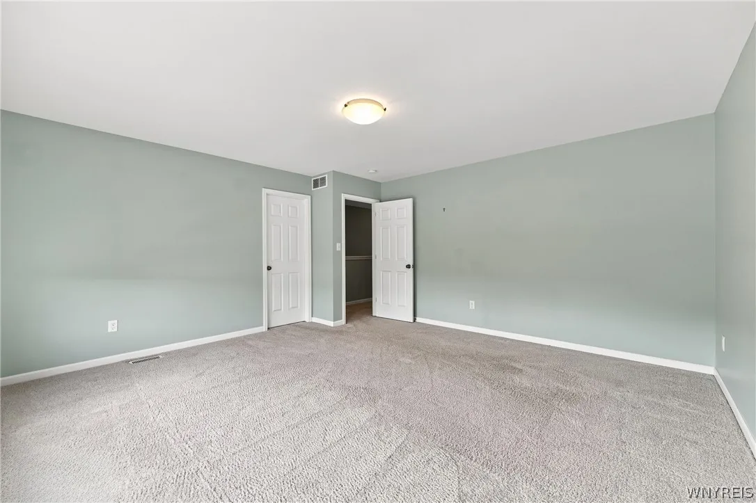 70 Rachel Vincent, Buffalo, New York 14216, Buffalo, New York 14216, 4 Bedroom Bedrooms, 8 Room Rooms,2 BathroomBathrooms,Residential,For Sale,70 Rachel Vincent, Buffalo, New York 14216,0,B1710353