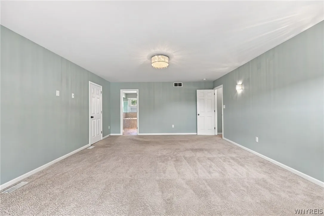 70 Rachel Vincent, Buffalo, New York 14216, Buffalo, New York 14216, 4 Bedroom Bedrooms, 8 Room Rooms,2 BathroomBathrooms,Residential,For Sale,70 Rachel Vincent, Buffalo, New York 14216,0,B1710353