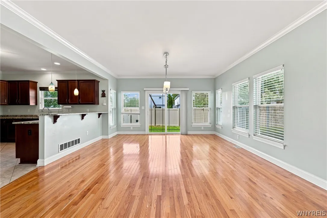 70 Rachel Vincent, Buffalo, New York 14216, Buffalo, New York 14216, 4 Bedroom Bedrooms, 8 Room Rooms,2 BathroomBathrooms,Residential,For Sale,70 Rachel Vincent, Buffalo, New York 14216,0,B1710353