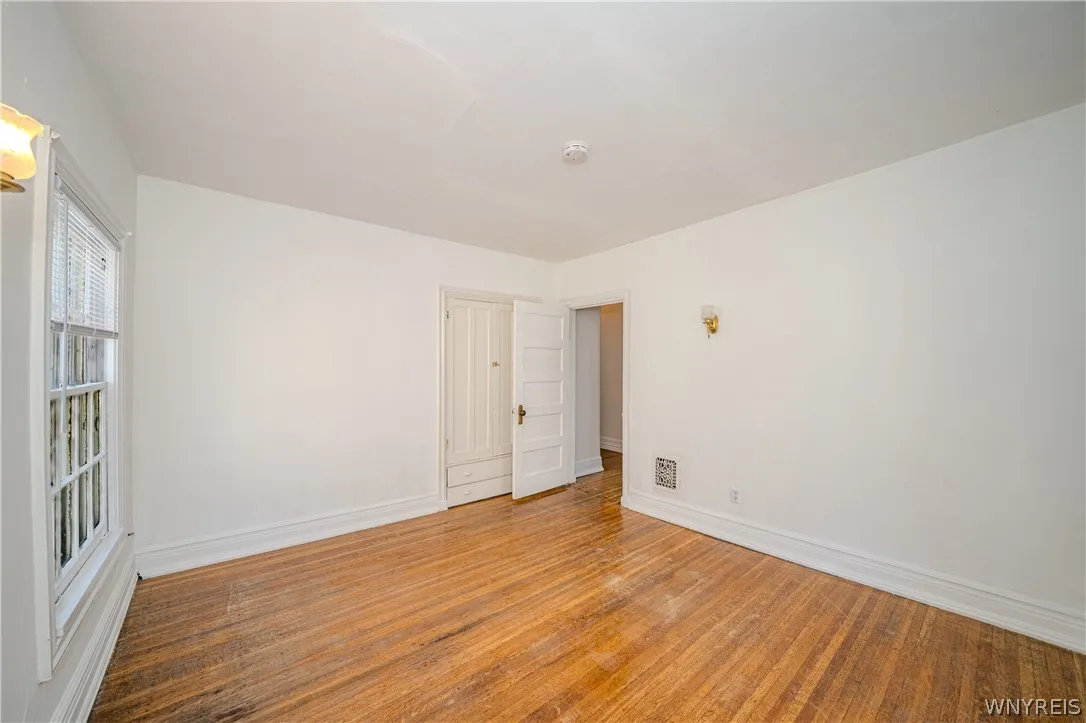 346 Woodward Avenue, Buffalo, New York 14214, Buffalo, New York 14214, 6 Bedroom Bedrooms, ,3 BathroomBathrooms,Residential,For Sale,346 Woodward Avenue, Buffalo, New York 14214,0,B1709920