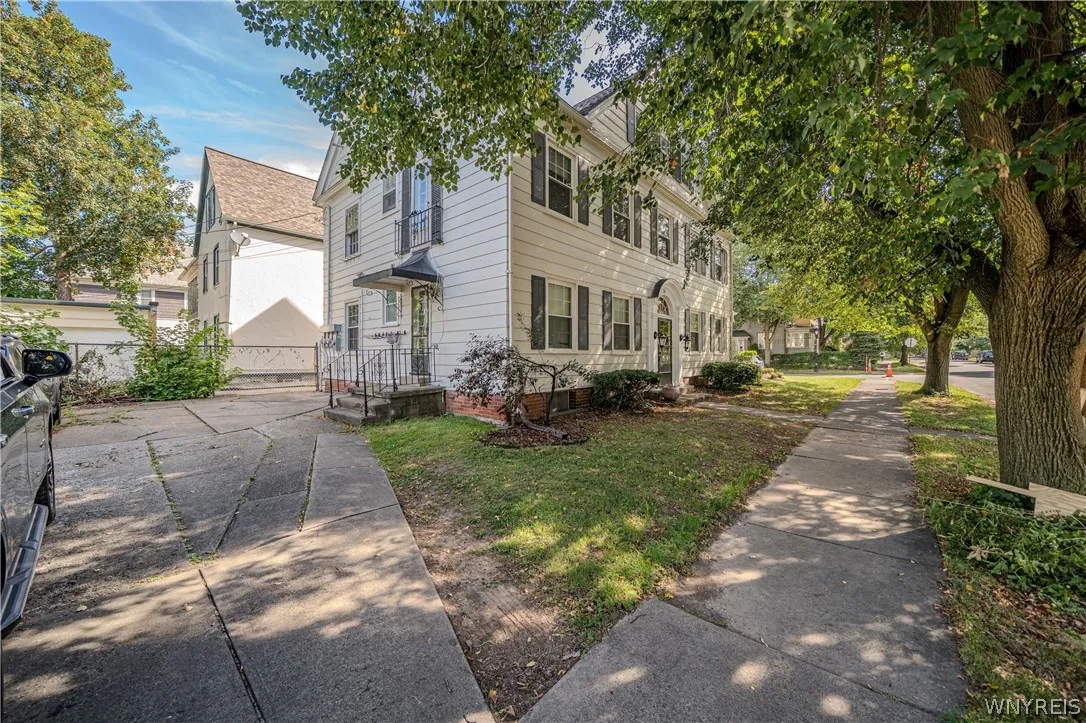 346 Woodward Avenue, Buffalo, New York 14214, Buffalo, New York 14214, 6 Bedroom Bedrooms, ,3 BathroomBathrooms,Residential,For Sale,346 Woodward Avenue, Buffalo, New York 14214,0,B1709920