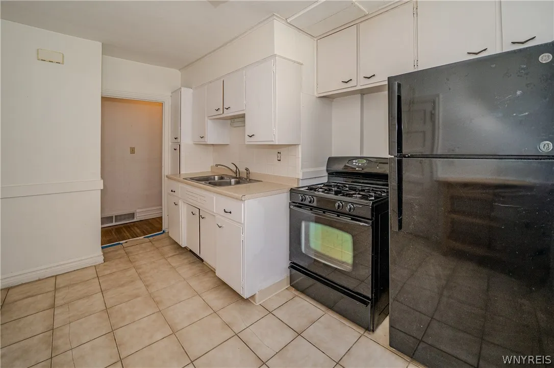 346 Woodward Avenue, Buffalo, New York 14214, Buffalo, New York 14214, 6 Bedroom Bedrooms, ,3 BathroomBathrooms,Residential,For Sale,346 Woodward Avenue, Buffalo, New York 14214,0,B1709920
