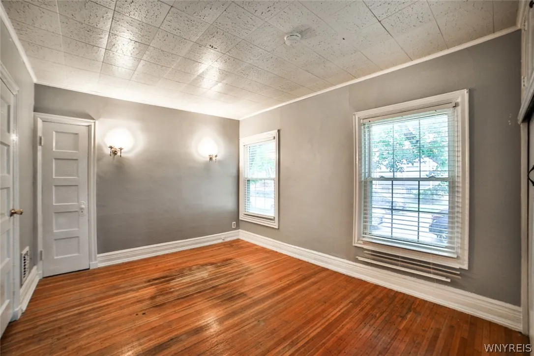 346 Woodward Avenue, Buffalo, New York 14214, Buffalo, New York 14214, 6 Bedroom Bedrooms, ,3 BathroomBathrooms,Residential,For Sale,346 Woodward Avenue, Buffalo, New York 14214,0,B1709920