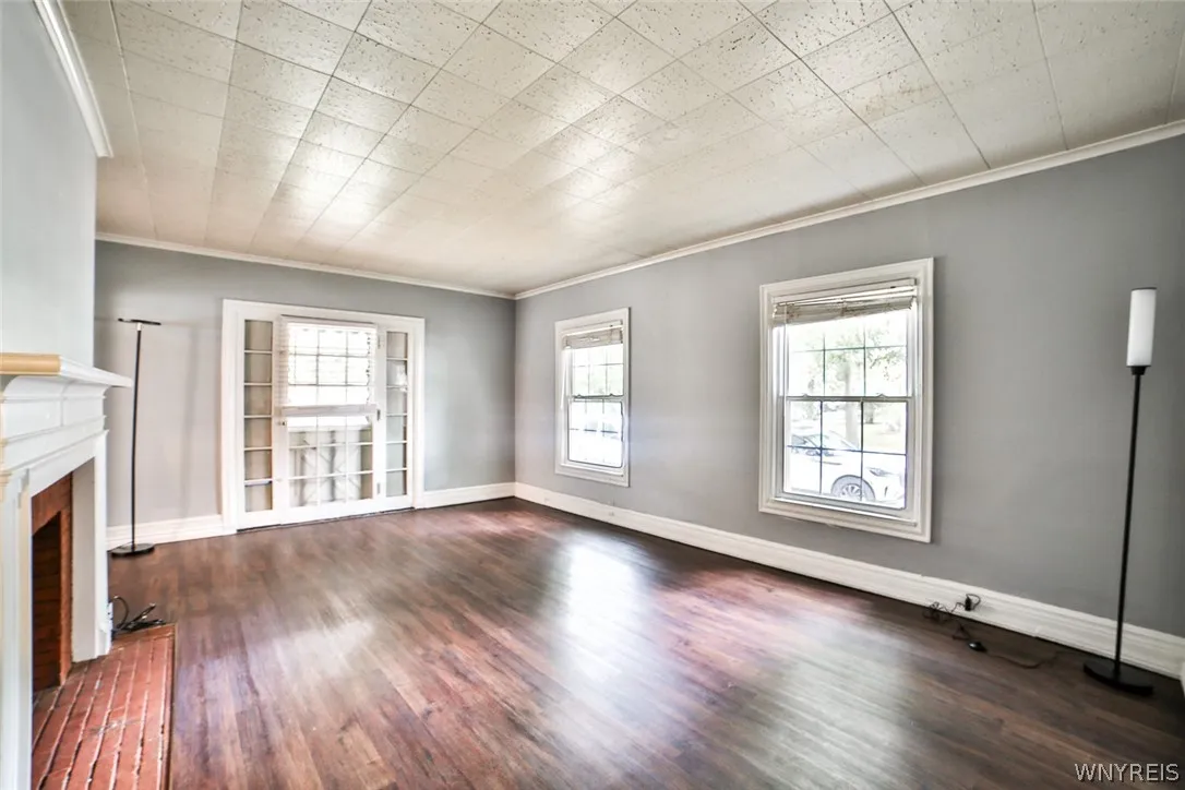 346 Woodward Avenue, Buffalo, New York 14214, Buffalo, New York 14214, 6 Bedroom Bedrooms, ,3 BathroomBathrooms,Residential,For Sale,346 Woodward Avenue, Buffalo, New York 14214,0,B1709920