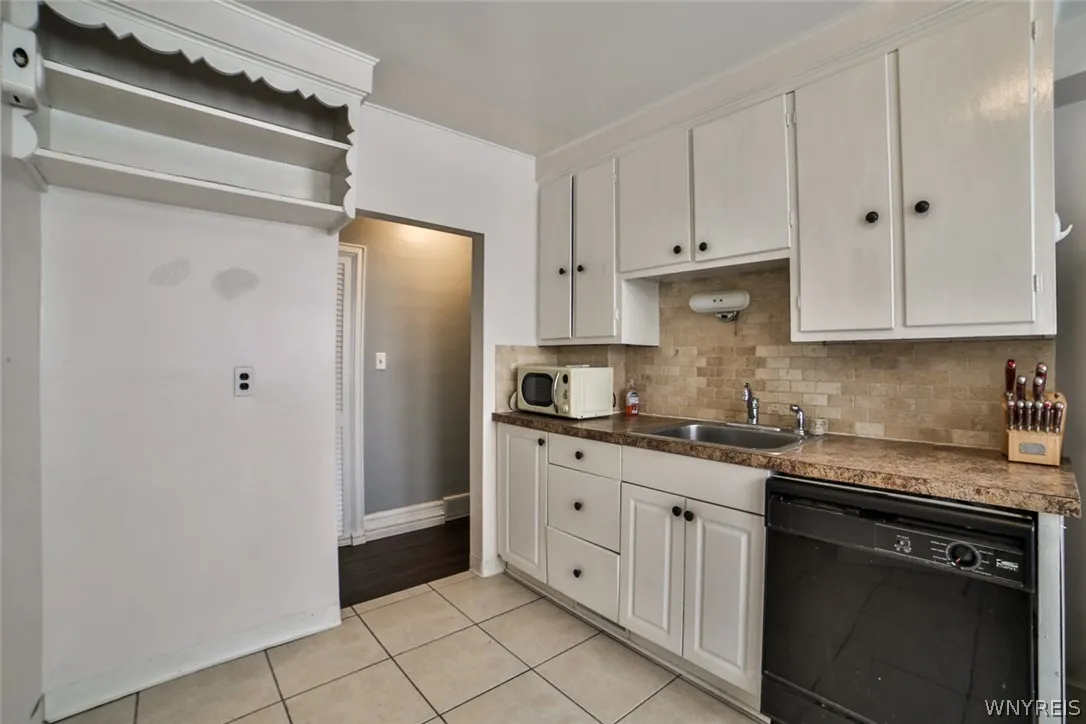 346 Woodward Avenue, Buffalo, New York 14214, Buffalo, New York 14214, 6 Bedroom Bedrooms, ,3 BathroomBathrooms,Residential,For Sale,346 Woodward Avenue, Buffalo, New York 14214,0,B1709920