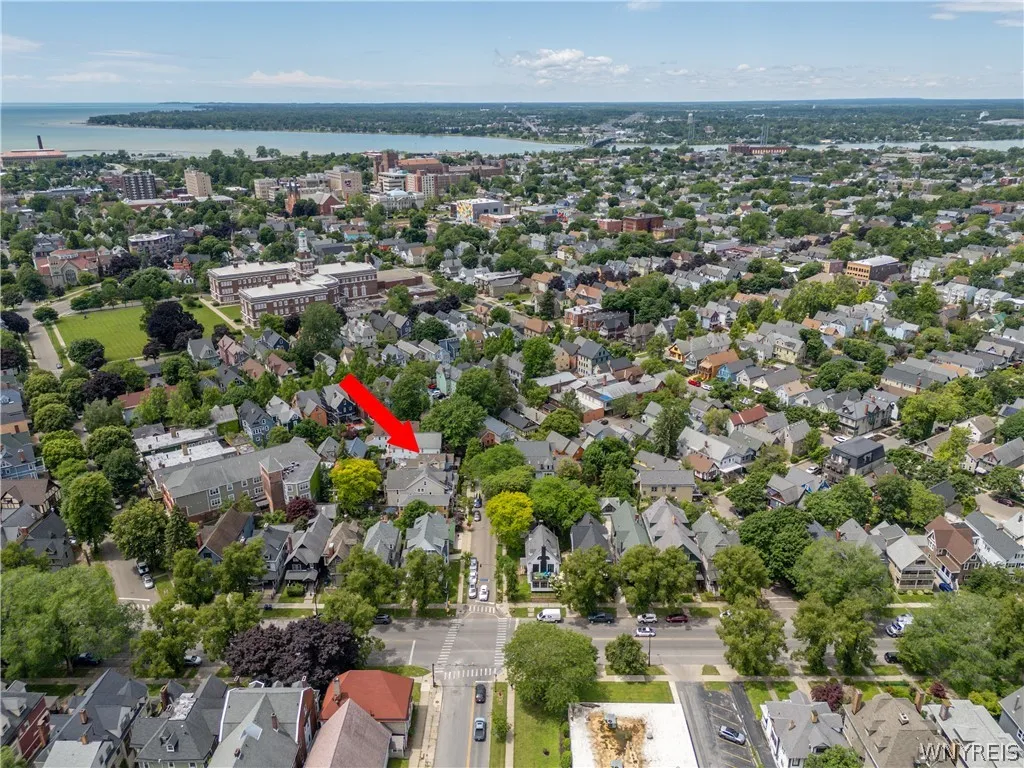 384 Summer Street, Buffalo, New York 14213, Buffalo, New York 14213, 2 Bedroom Bedrooms, 4 Room Rooms,2 BathroomBathrooms,Residential Lease,For Rent,384 Summer Street, Buffalo, New York 14213,0,B1711303