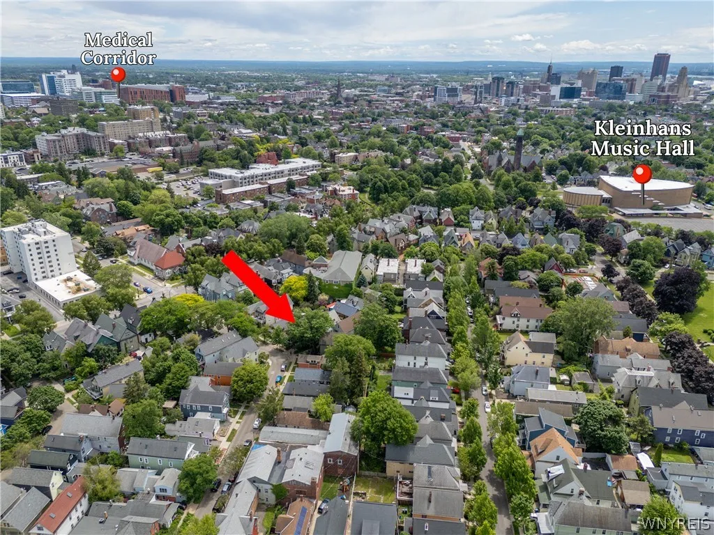 384 Summer Street, Buffalo, New York 14213, Buffalo, New York 14213, 2 Bedroom Bedrooms, 4 Room Rooms,2 BathroomBathrooms,Residential Lease,For Rent,384 Summer Street, Buffalo, New York 14213,0,B1711303