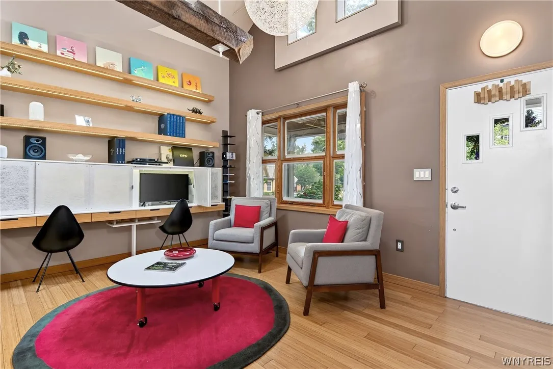 384 Summer Street, Buffalo, New York 14213, Buffalo, New York 14213, 2 Bedroom Bedrooms, 4 Room Rooms,2 BathroomBathrooms,Residential Lease,For Rent,384 Summer Street, Buffalo, New York 14213,0,B1711303