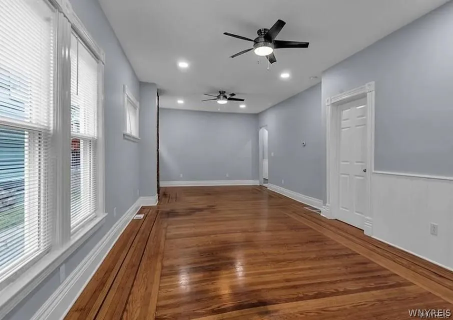 378 Breckenridge Street Apt #1 Lower, Buffalo, New, Buffalo, New York 14213, 2 Bedroom Bedrooms, 7 Room Rooms,1 BathroomBathrooms,Residential Lease,For Rent,378 Breckenridge Street Apt #1 Lower, Buffalo, New,0,B1711613