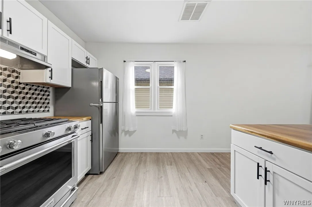 111 Dart Street, Buffalo, New York 14213, Buffalo, New York 14213, 1 Bedroom Bedrooms, 5 Room Rooms,1 BathroomBathrooms,Residential,For Sale,111 Dart Street, Buffalo, New York 14213,0,B1711482