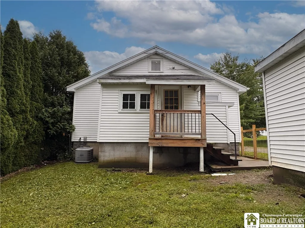 62 Mapleshade Avenue, Ellicott, New York 14733, Ellicott, New York 14733, 2 Bedroom Bedrooms, 7 Room Rooms,1 BathroomBathrooms,Residential,For Sale,62 Mapleshade Avenue, Ellicott, New York 14733,0,R1711340