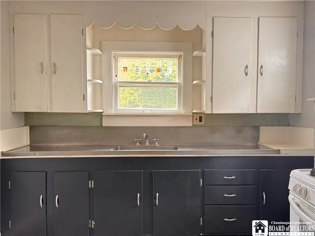 62 Mapleshade Avenue, Ellicott, New York 14733, Ellicott, New York 14733, 2 Bedroom Bedrooms, 7 Room Rooms,1 BathroomBathrooms,Residential,For Sale,62 Mapleshade Avenue, Ellicott, New York 14733,0,R1711340