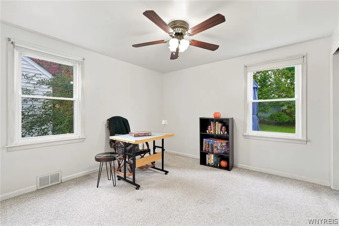 283 Wrexham Court North, Tonawanda, New York 14150, Tonawanda, New York 14150, 3 Bedroom Bedrooms, 9 Room Rooms,1 BathroomBathrooms,Residential,For Sale,283 Wrexham Court North, Tonawanda, New York 14150,0,B1711283