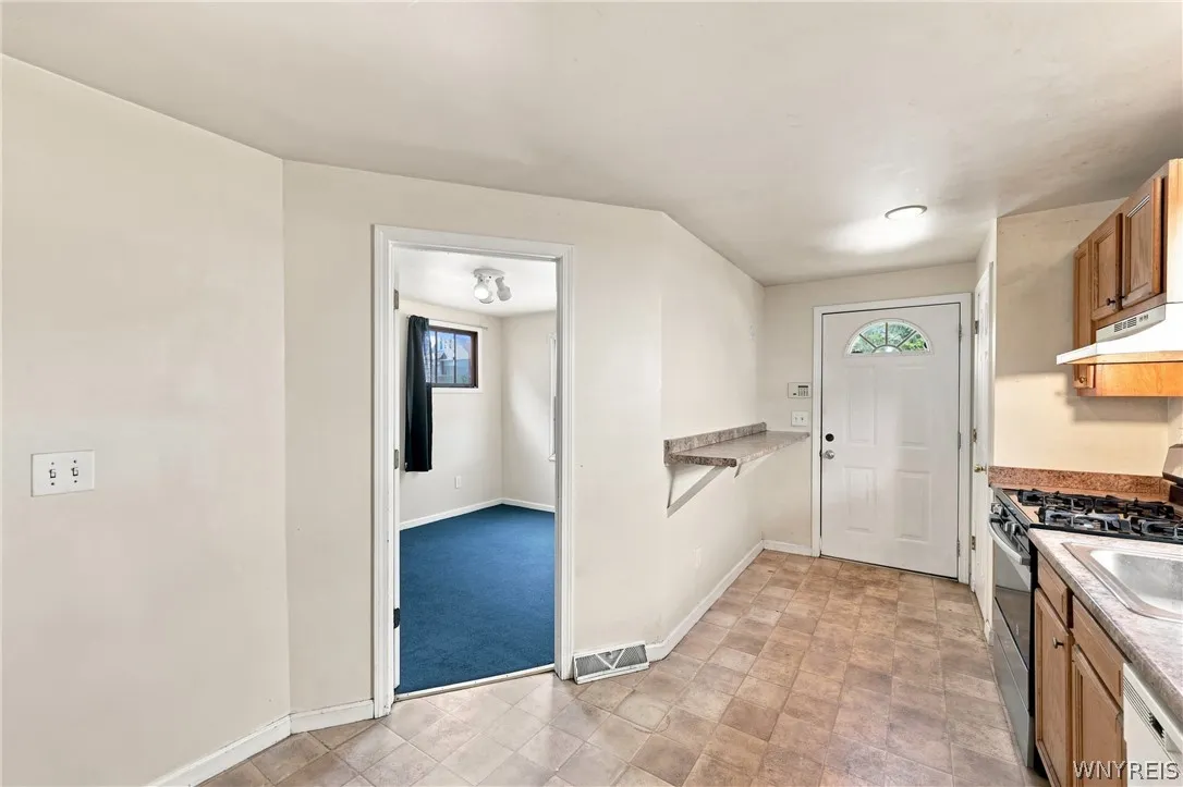 157 Merrimac Street, Buffalo, New York 14214, Buffalo, New York 14214, 5 Bedroom Bedrooms, 7 Room Rooms,2 BathroomBathrooms,Residential,For Sale,157 Merrimac Street, Buffalo, New York 14214,0,B1712099