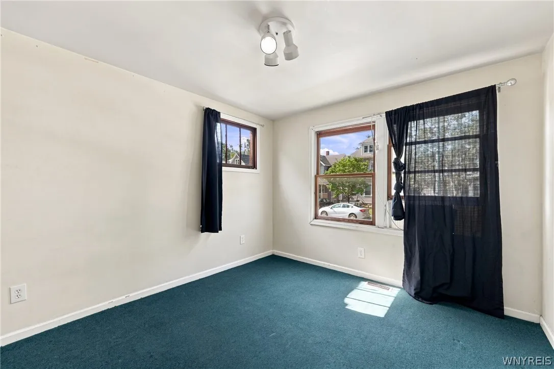 157 Merrimac Street, Buffalo, New York 14214, Buffalo, New York 14214, 5 Bedroom Bedrooms, 7 Room Rooms,2 BathroomBathrooms,Residential,For Sale,157 Merrimac Street, Buffalo, New York 14214,0,B1712099