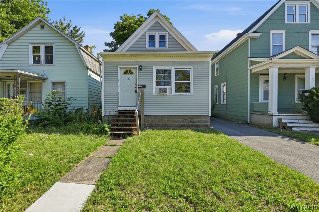 157 Merrimac Street, Buffalo, New York 14214, Buffalo, New York 14214, 5 Bedroom Bedrooms, 7 Room Rooms,2 BathroomBathrooms,Residential,For Sale,157 Merrimac Street, Buffalo, New York 14214,0,B1712099