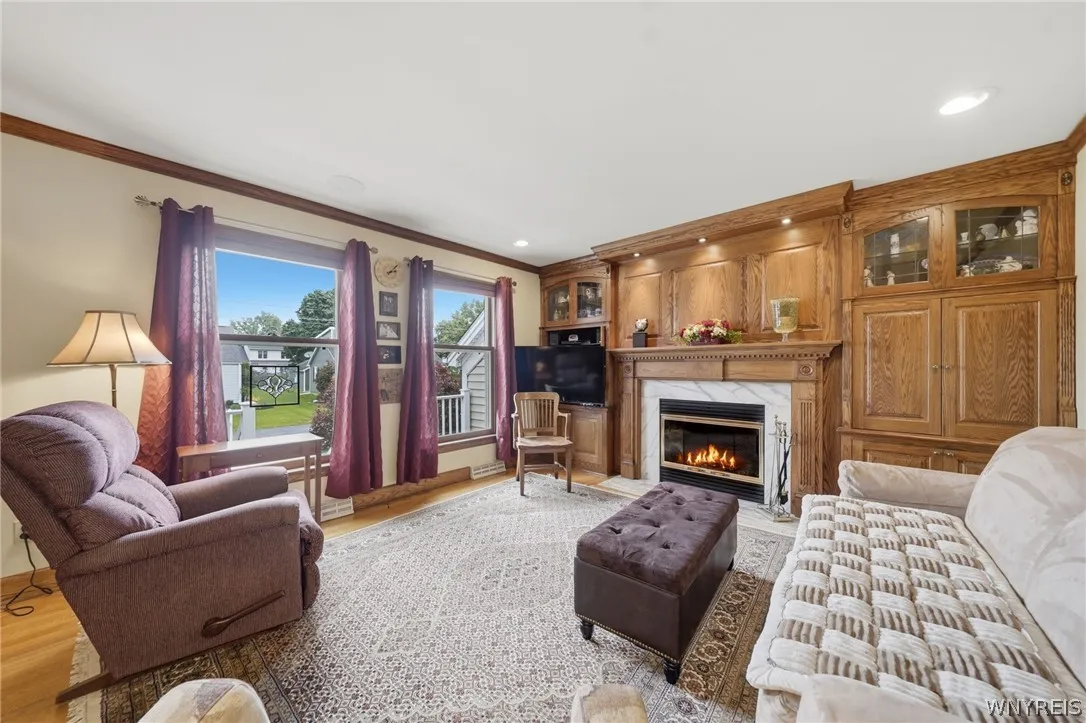 9515 High St, Clarence, New York 14032, Clarence, New York 14032, 4 Bedroom Bedrooms, 8 Room Rooms,2 BathroomBathrooms,Residential,For Sale,9515 High St, Clarence, New York 14032,0,B1712347