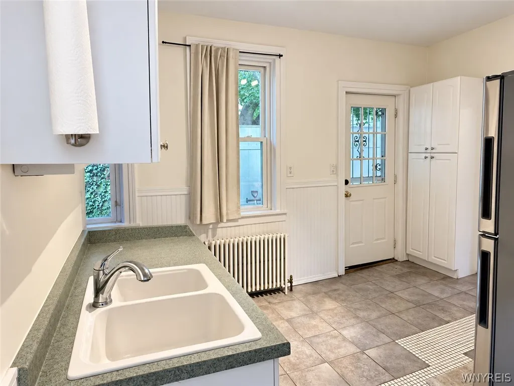 375 Summer Street, Buffalo, New York 14213, Buffalo, New York 14213, 3 Bedroom Bedrooms, 7 Room Rooms,1 BathroomBathrooms,Residential,For Sale,375 Summer Street, Buffalo, New York 14213,0,B1712646