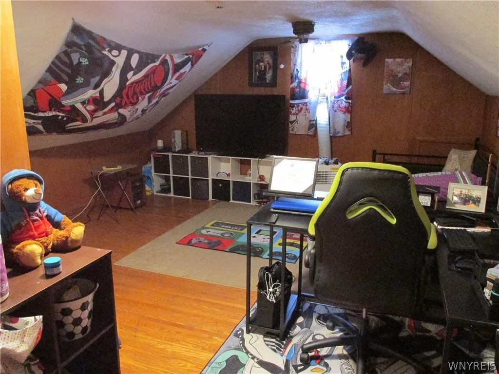 563 31st Street, Niagara Falls, New York 14301, Niagara Falls, New York 14301, 2 Bedroom Bedrooms, 4 Room Rooms,1 BathroomBathrooms,Residential,For Sale,563 31st Street, Niagara Falls, New York 14301,0,B1712908