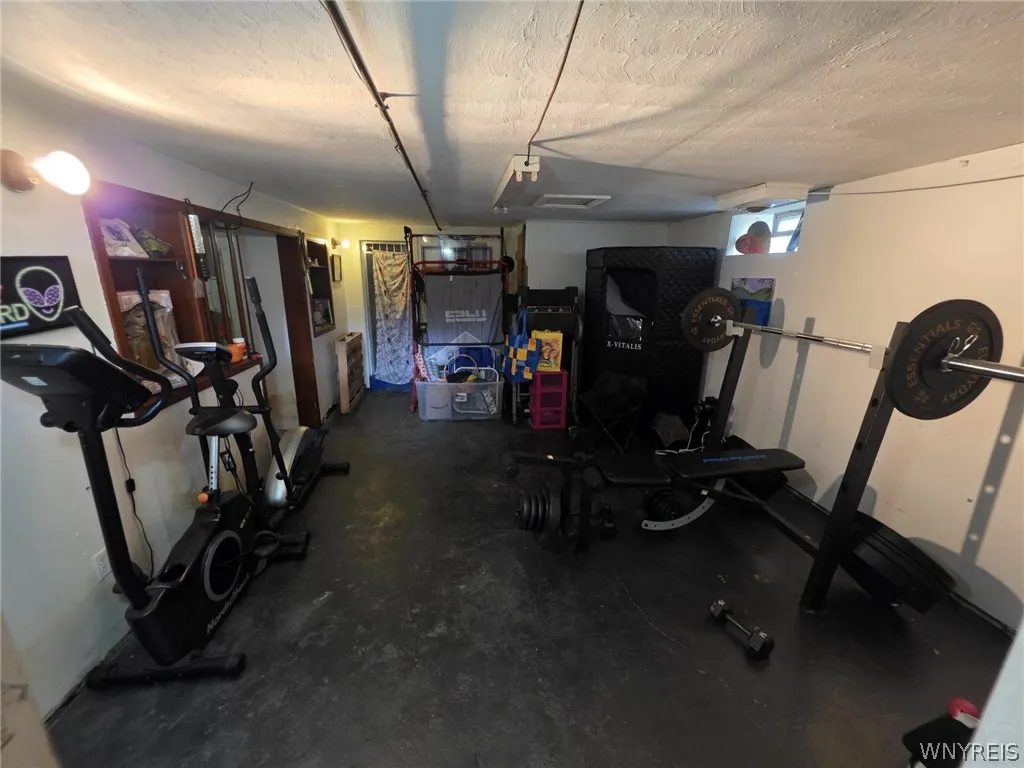 563 31st Street, Niagara Falls, New York 14301, Niagara Falls, New York 14301, 2 Bedroom Bedrooms, 4 Room Rooms,1 BathroomBathrooms,Residential,For Sale,563 31st Street, Niagara Falls, New York 14301,0,B1712908