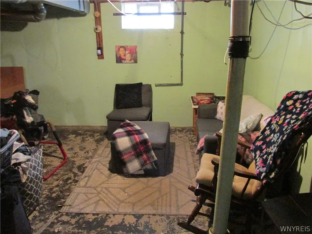 563 31st Street, Niagara Falls, New York 14301, Niagara Falls, New York 14301, 2 Bedroom Bedrooms, 4 Room Rooms,1 BathroomBathrooms,Residential,For Sale,563 31st Street, Niagara Falls, New York 14301,0,B1712908