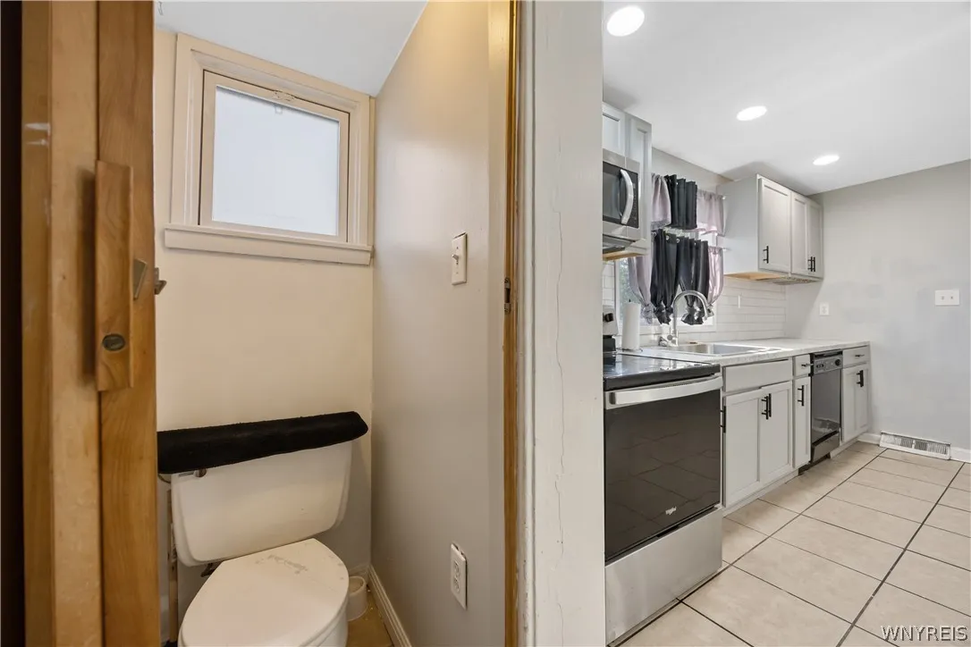 315 Willumae Drive, Syracuse, New York 13208, Syracuse, New York 13208, 3 Bedroom Bedrooms, 3 Room Rooms,2 BathroomBathrooms,Residential,For Sale,315 Willumae Drive, Syracuse, New York 13208,0,B1712923