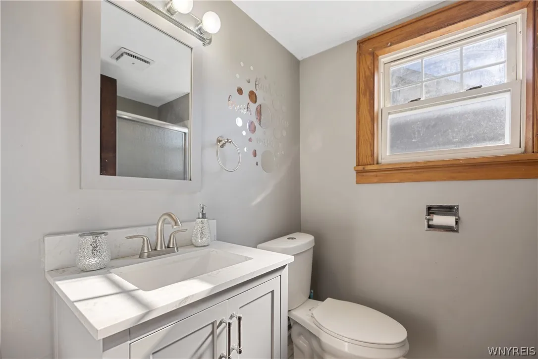315 Willumae Drive, Syracuse, New York 13208, Syracuse, New York 13208, 3 Bedroom Bedrooms, 3 Room Rooms,2 BathroomBathrooms,Residential,For Sale,315 Willumae Drive, Syracuse, New York 13208,0,B1712923