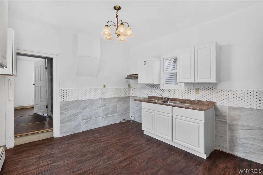 157 15th Street, Buffalo, New York 14213, Buffalo, New York 14213, 5 Bedroom Bedrooms, 6 Room Rooms,1 BathroomBathrooms,Residential,For Sale,157 15th Street, Buffalo, New York 14213,0,B1712952
