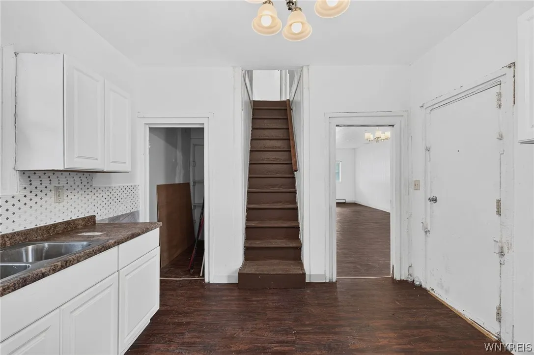 157 15th Street, Buffalo, New York 14213, Buffalo, New York 14213, 5 Bedroom Bedrooms, 6 Room Rooms,1 BathroomBathrooms,Residential,For Sale,157 15th Street, Buffalo, New York 14213,0,B1712952