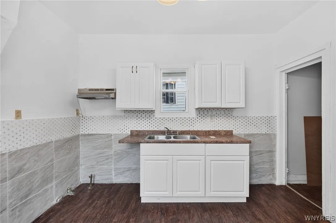 157 15th Street, Buffalo, New York 14213, Buffalo, New York 14213, 5 Bedroom Bedrooms, 6 Room Rooms,1 BathroomBathrooms,Residential,For Sale,157 15th Street, Buffalo, New York 14213,0,B1712952