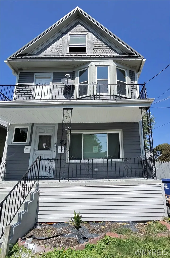 28 California Street, Buffalo, New York 14213, Buffalo, New York 14213, 6 Bedroom Bedrooms, ,2 BathroomBathrooms,Residential,For Sale,28 California Street, Buffalo, New York 14213,0,B1712929