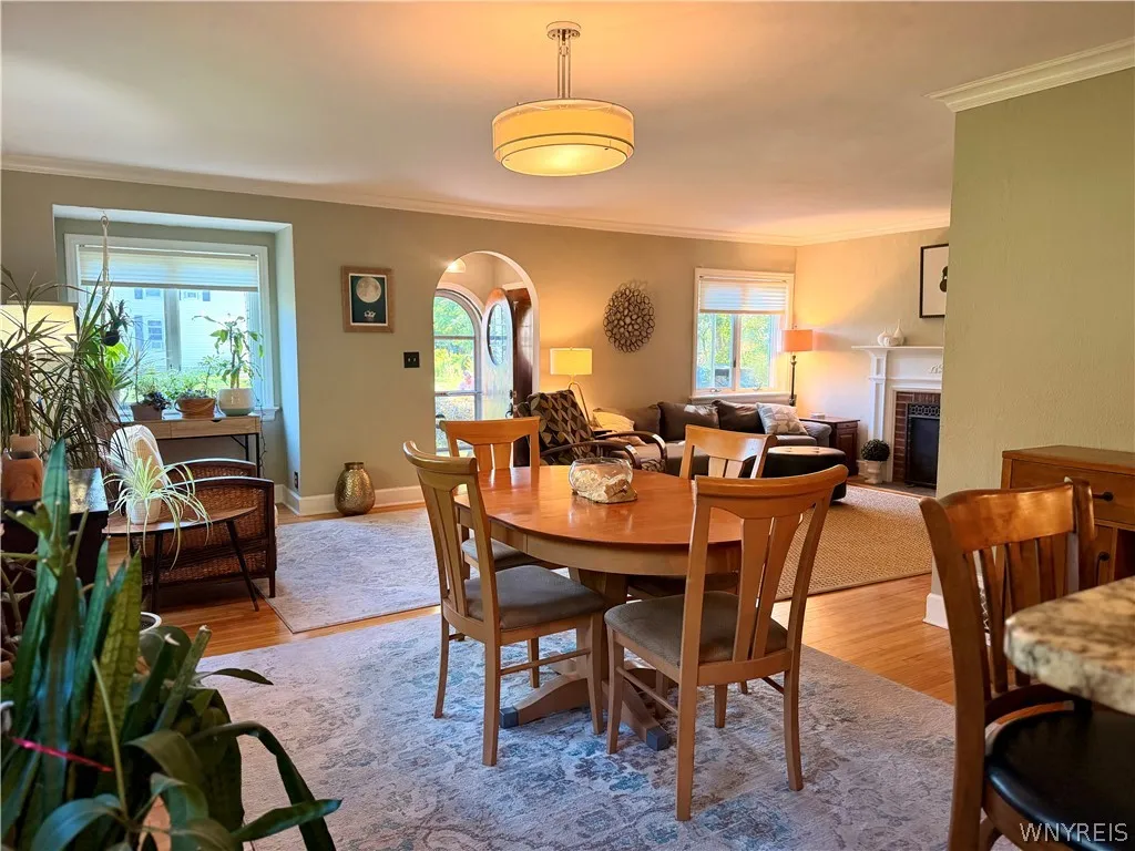 Dining Room/Living Room