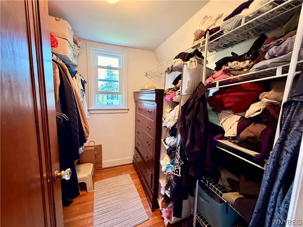 Walk in Closet