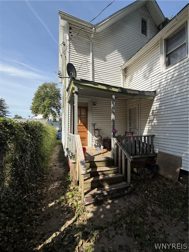 209 Grant Street, Buffalo, New York 14213, Buffalo, New York 14213, 4 Bedroom Bedrooms, ,4 BathroomBathrooms,Residential,For Sale,209 Grant Street, Buffalo, New York 14213,0,B1712534