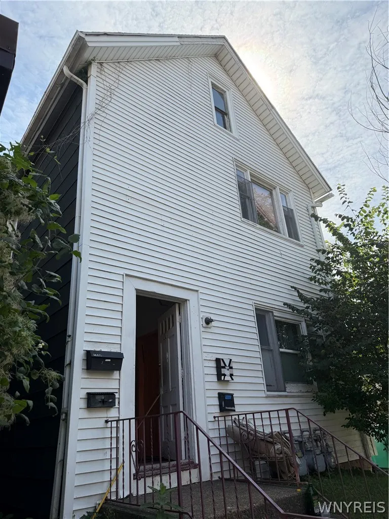 209 Grant Street, Buffalo, New York 14213, Buffalo, New York 14213, 4 Bedroom Bedrooms, ,4 BathroomBathrooms,Residential,For Sale,209 Grant Street, Buffalo, New York 14213,0,B1712534