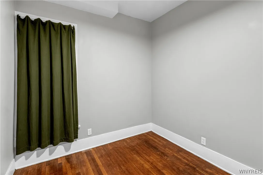Lower Bedroom 2