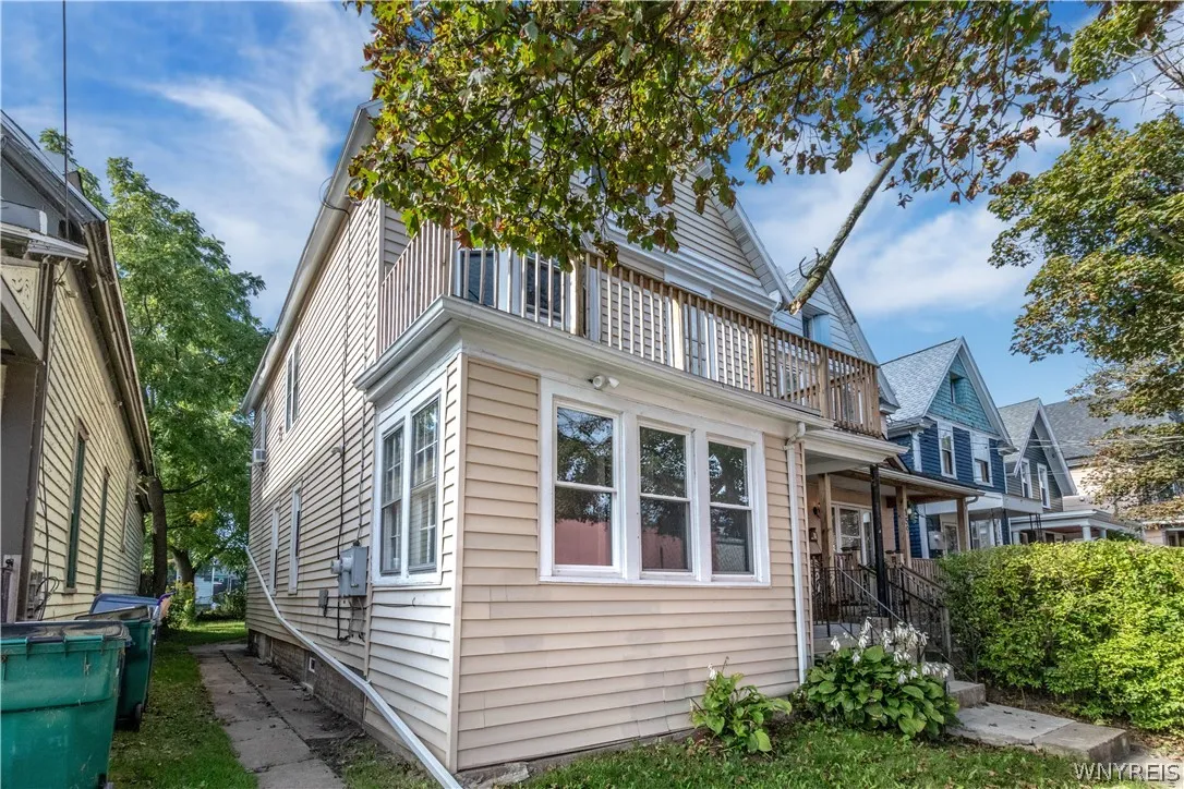 165 Arkansas Street, Buffalo, New York 14213, Buffalo, New York 14213, 6 Bedroom Bedrooms, ,3 BathroomBathrooms,Residential,For Sale,165 Arkansas Street, Buffalo, New York 14213,0,B1713326