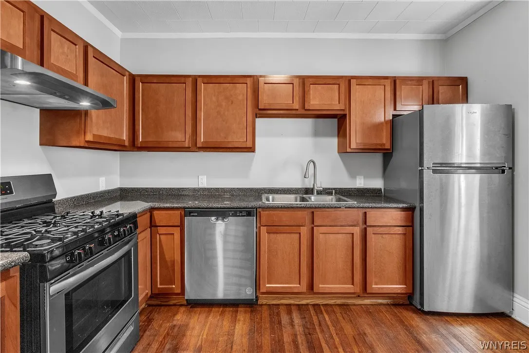 Lower Kitchen