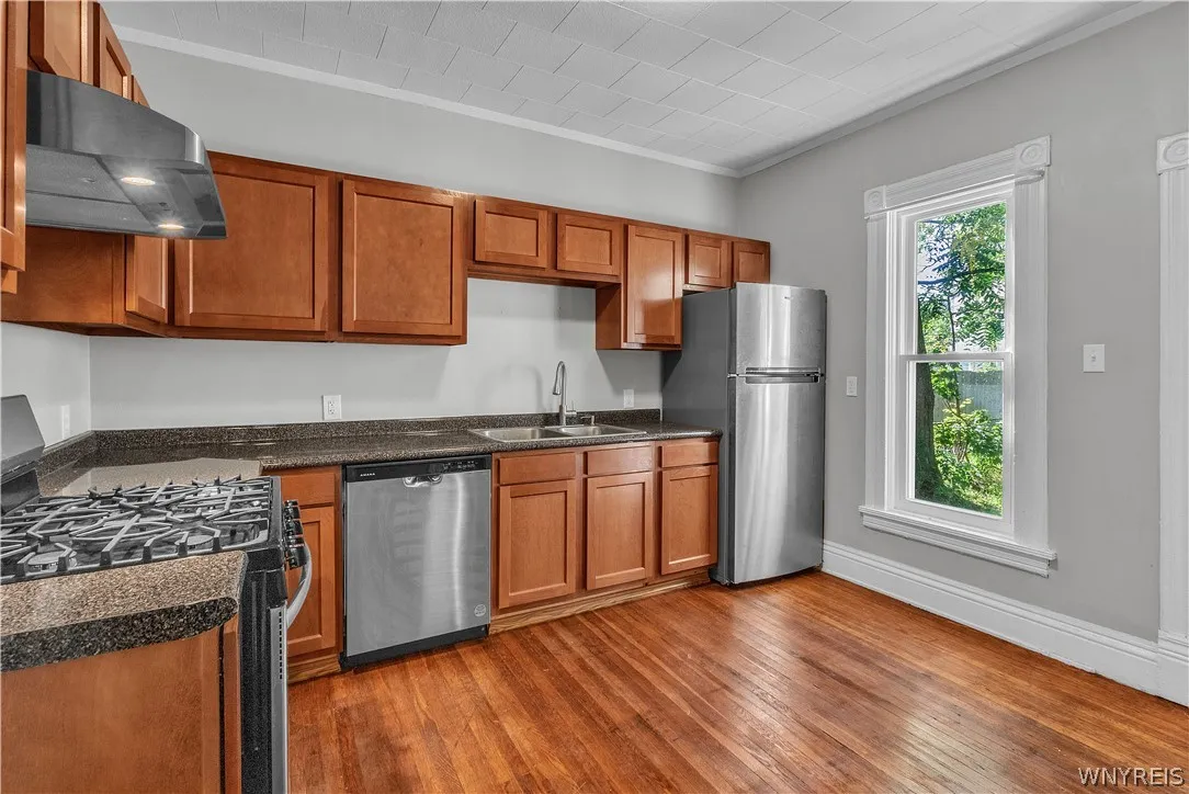 Lower Kitchen