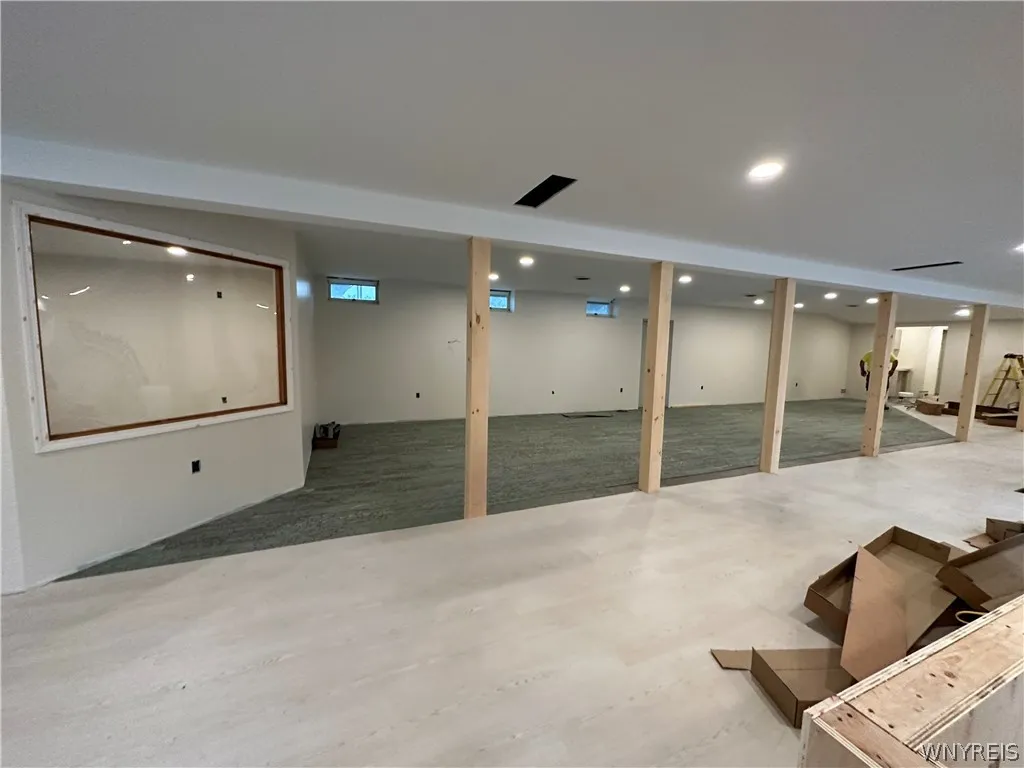 651 Oakwood Avenue, Aurora, New York 14052, Aurora, New York 14052, ,Commercial Lease,For Rent,651 Oakwood Avenue, Aurora, New York 14052,0,B1713801