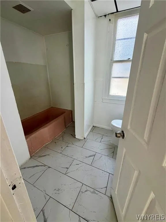 235 High Street Lower, Buffalo, New York 14204, Buffalo, New York 14204, 3 Bedroom Bedrooms, 6 Room Rooms,1 BathroomBathrooms,Residential Lease,For Rent,235 High Street Lower, Buffalo, New York 14204,0,B1714006