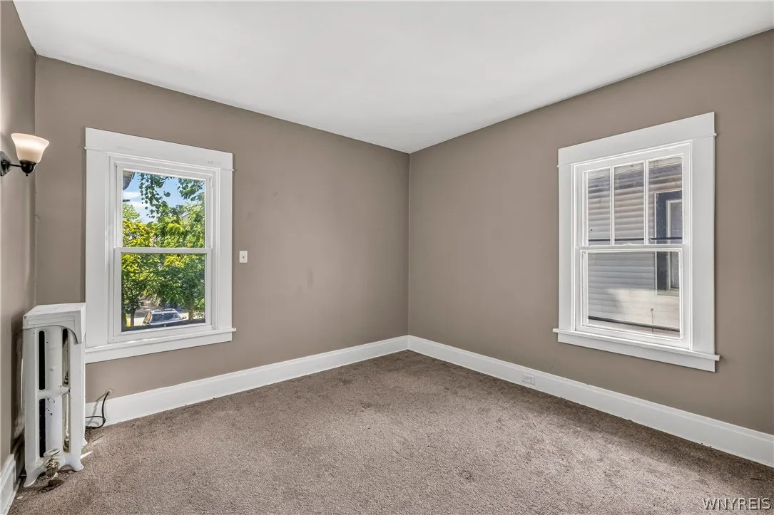 41 Crestwood Avenue Upper, Buffalo, New York 14216, Buffalo, New York 14216, 3 Bedroom Bedrooms, 7 Room Rooms,1 BathroomBathrooms,Residential Lease,For Rent,41 Crestwood Avenue Upper, Buffalo, New York 14216,0,B1714025