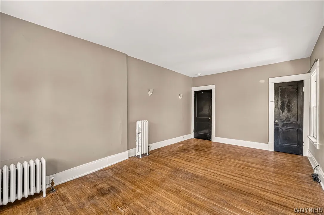 41 Crestwood Avenue Upper, Buffalo, New York 14216, Buffalo, New York 14216, 3 Bedroom Bedrooms, 7 Room Rooms,1 BathroomBathrooms,Residential Lease,For Rent,41 Crestwood Avenue Upper, Buffalo, New York 14216,0,B1714025