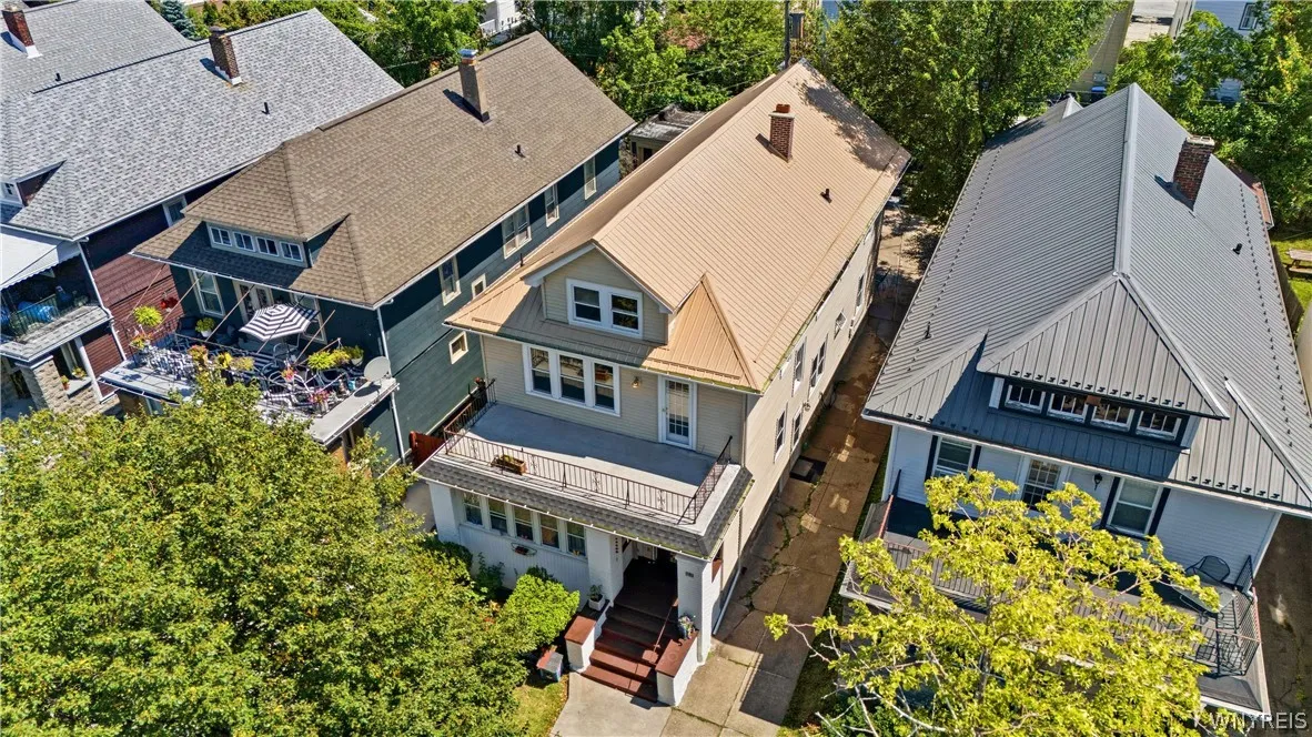 41 Crestwood Avenue Upper, Buffalo, New York 14216, Buffalo, New York 14216, 3 Bedroom Bedrooms, 7 Room Rooms,1 BathroomBathrooms,Residential Lease,For Rent,41 Crestwood Avenue Upper, Buffalo, New York 14216,0,B1714025