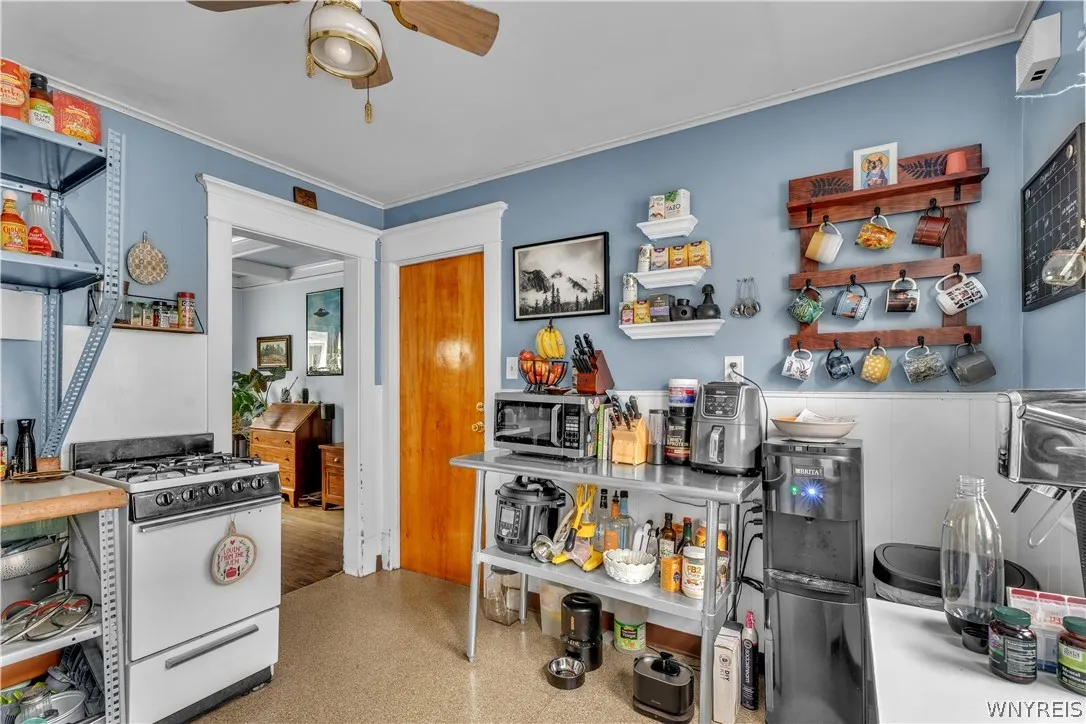 139 Stratford Road, Buffalo, New York 14216, Buffalo, New York 14216, 4 Bedroom Bedrooms, ,2 BathroomBathrooms,Residential,For Sale,139 Stratford Road, Buffalo, New York 14216,0,B1714017