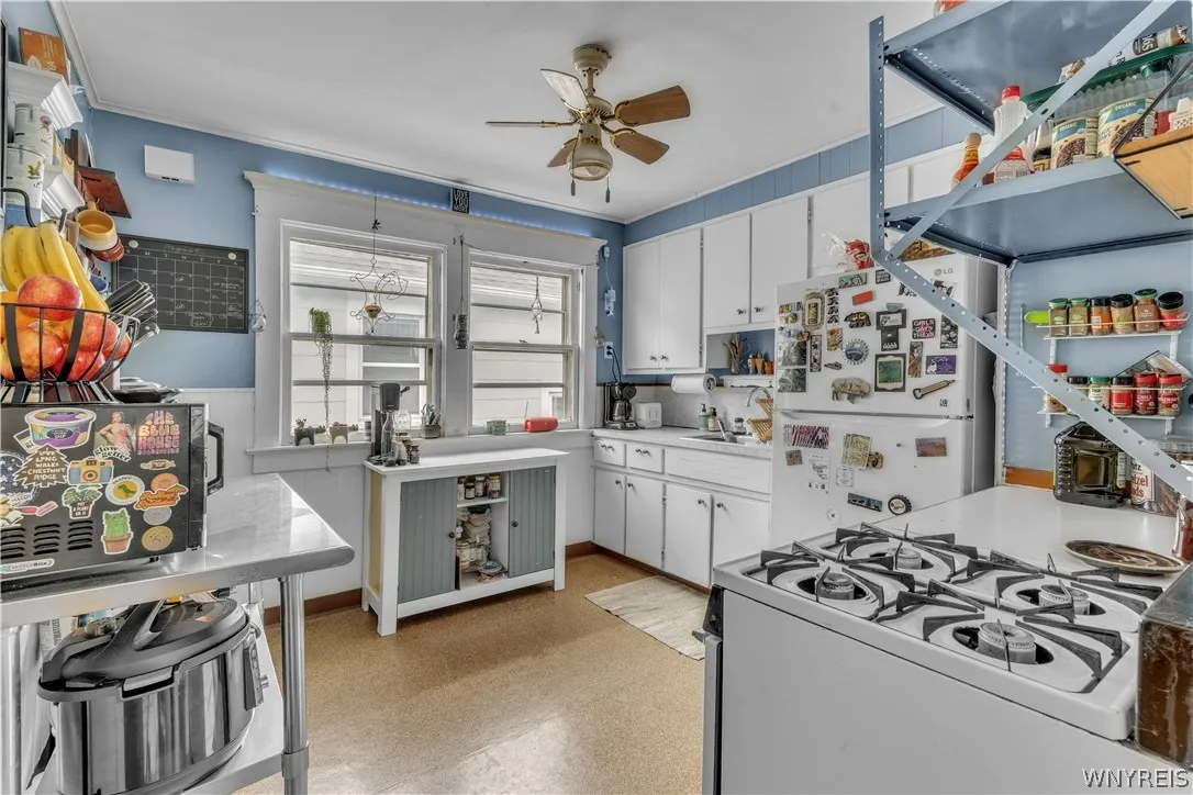 139 Stratford Road, Buffalo, New York 14216, Buffalo, New York 14216, 4 Bedroom Bedrooms, ,2 BathroomBathrooms,Residential,For Sale,139 Stratford Road, Buffalo, New York 14216,0,B1714017