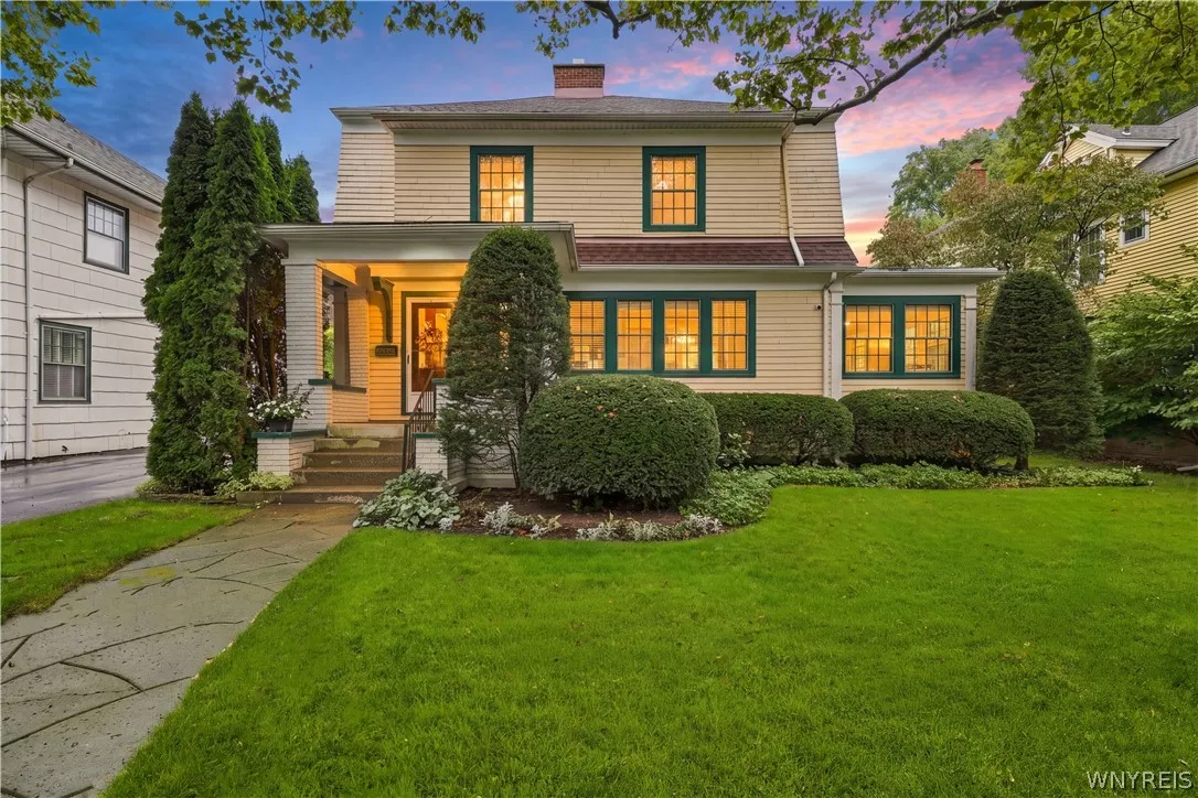 373 Woodbridge Avenue, Buffalo, New York 14214, Buffalo, New York 14214, 3 Bedroom Bedrooms, 8 Room Rooms,1 BathroomBathrooms,Residential,For Sale,373 Woodbridge Avenue, Buffalo, New York 14214,0,B1714125