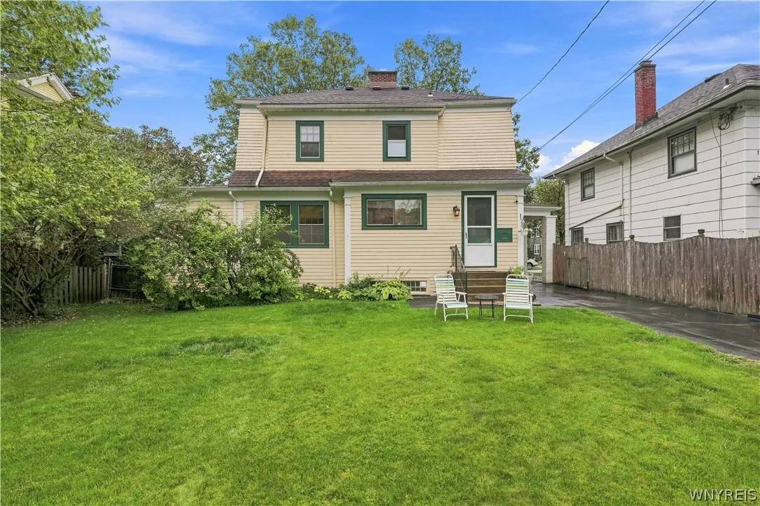 373 Woodbridge Avenue, Buffalo, New York 14214, Buffalo, New York 14214, 3 Bedroom Bedrooms, 8 Room Rooms,1 BathroomBathrooms,Residential,For Sale,373 Woodbridge Avenue, Buffalo, New York 14214,0,B1714125