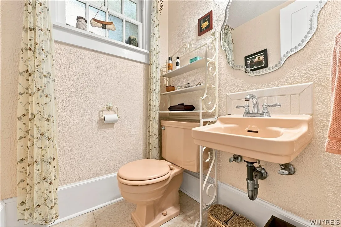 373 Woodbridge Avenue, Buffalo, New York 14214, Buffalo, New York 14214, 3 Bedroom Bedrooms, 8 Room Rooms,1 BathroomBathrooms,Residential,For Sale,373 Woodbridge Avenue, Buffalo, New York 14214,0,B1714125